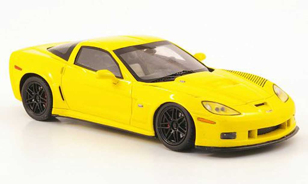 Chevrolet Corvette C6 1/43 Spark C6 Coupe geel 2009 modelauto