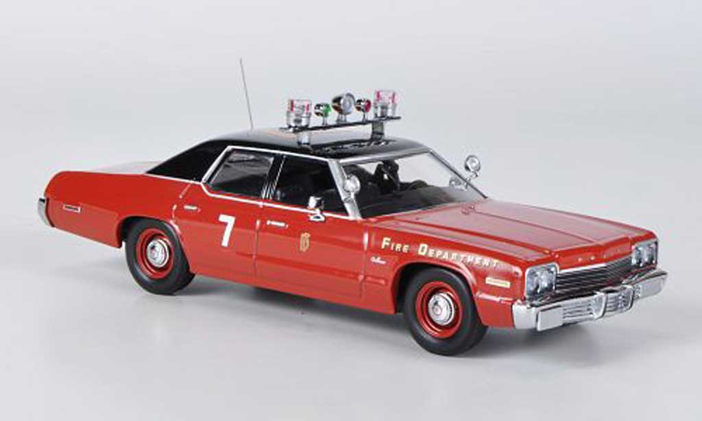 Dodge Monaco 1974 1/43 Minichamps 1974 Fire Department rood/zwart 1974 modelauto