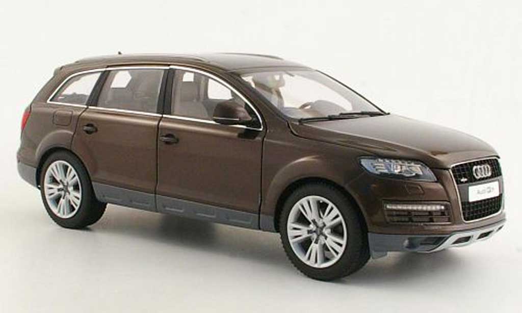 Audi Q7 1/18 Kyosho bruin Facelift modelauto