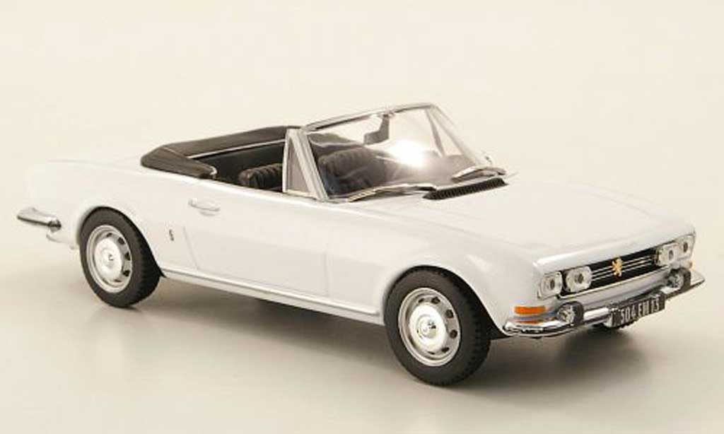 Peugeot 504 Cabriolet 1/43 Norev Cabriolet wit 1969 modelauto