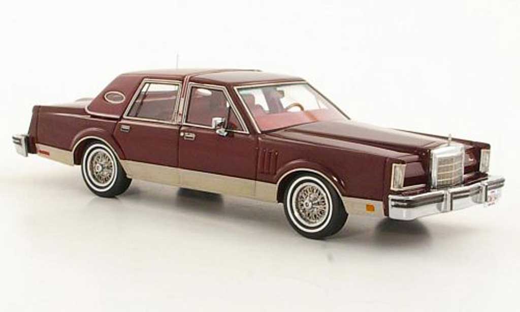 Lincoln Continental 1980 1/43 Neo 1980 Mark VI Sedan rood modelauto