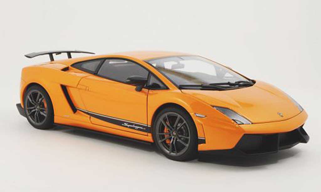 Lamborghini Gallardo Superleggera 1/18 Autoart Superleggera LP570-4 oranje 2010 modelauto