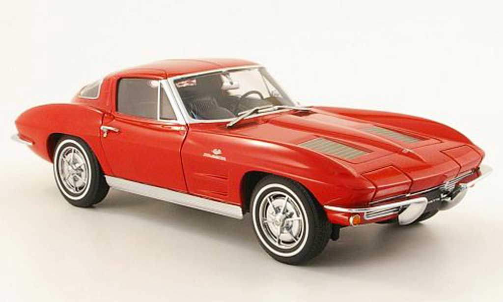 Chevrolet Corvette C2 1/18 Autoart C2 coupe rood 1963 modelauto
