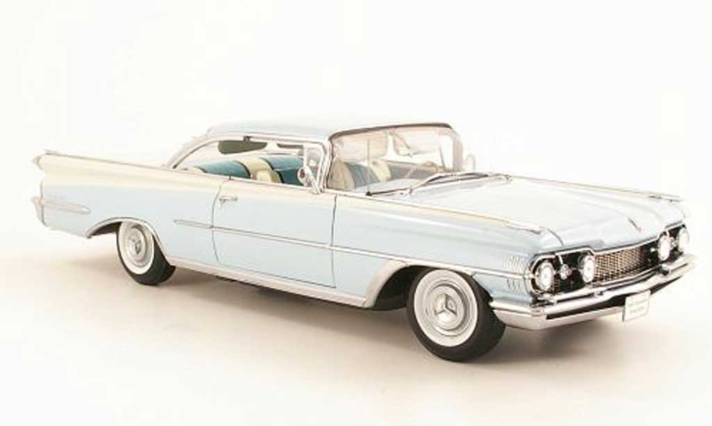 Oldsmobile 98 1/18 Sun Star Hardtop blauw/wit 1959 modelauto