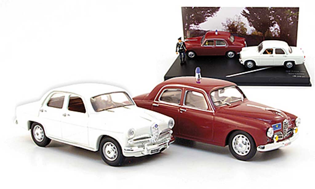 Alfa Romeo 1900 1/43 Rio Politie und Giulietta plus Figur 1956 modelauto