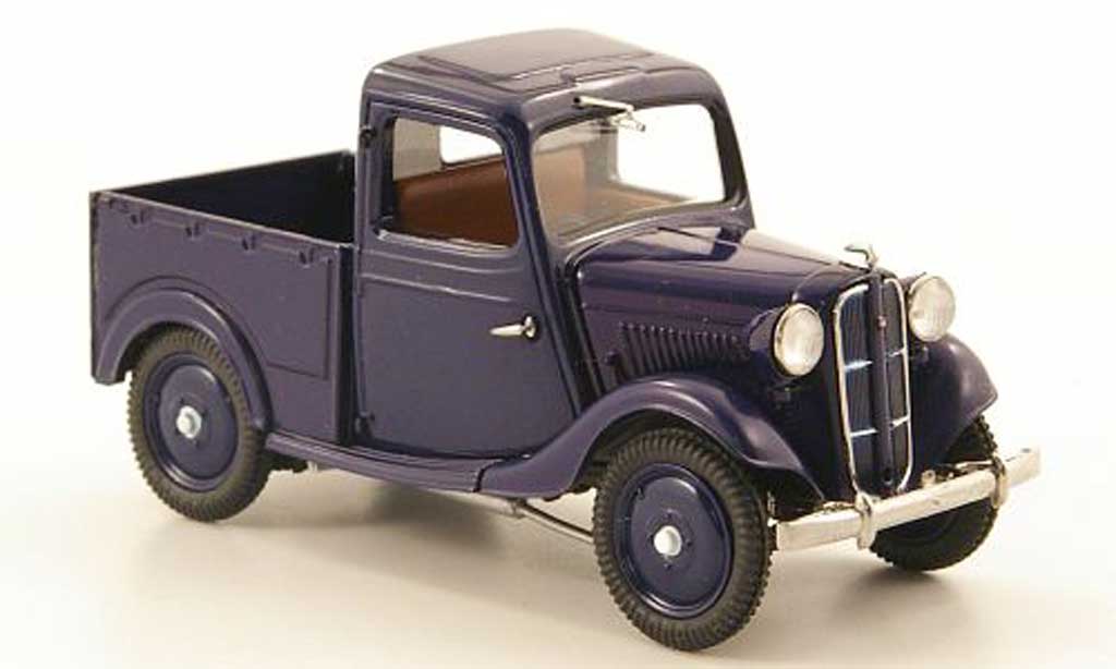Datsun 17 1/43 Ebbro Truck blauw 1937 modelauto
