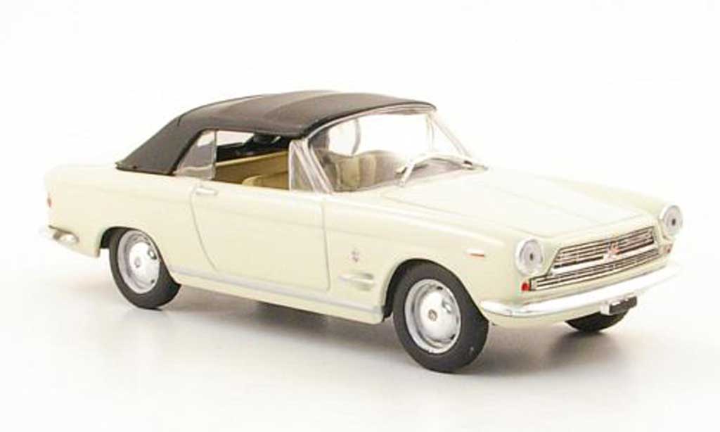 Fiat 2300 1/43 Starline S Cabriolet wit 1962 modelauto
