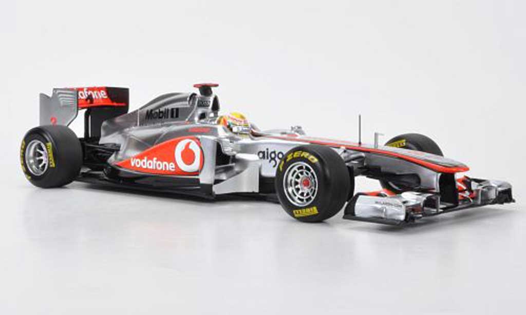 Mercedes F1 1/18 Minichamps McLaren MP4-26 No.3 Vodafone L.Hamilton -Saison 2011 modelauto
