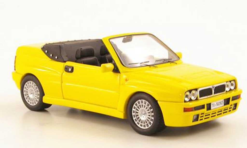 Lancia Delta HF Integrale 1/43 Premium X HF Integrale Cabriolet geel 1992 modelauto