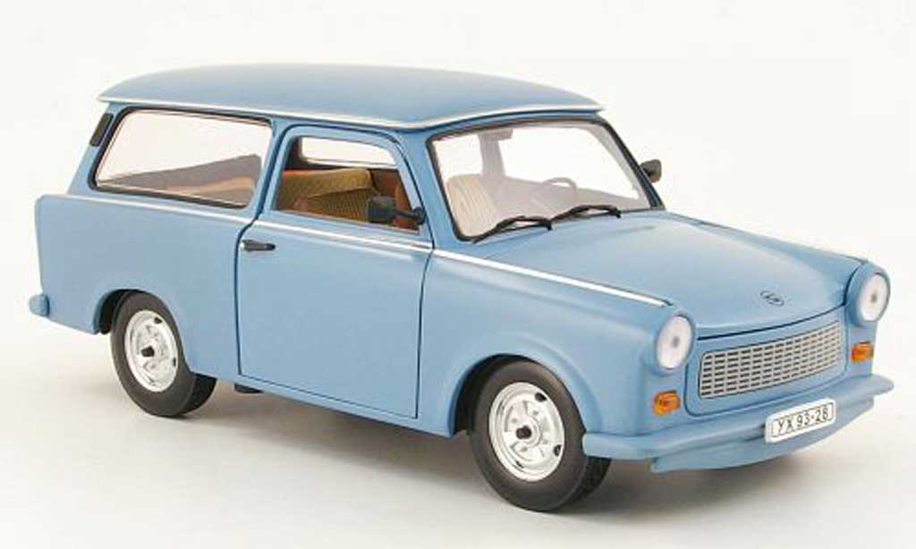 Trabant 601 kombi 1/18 Sun Star kombi universal blauw clair modelauto