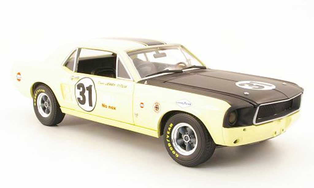 Ford Mustang 1967 1/18 Greenlight 1967 t/a no.31 jerry titus modelauto