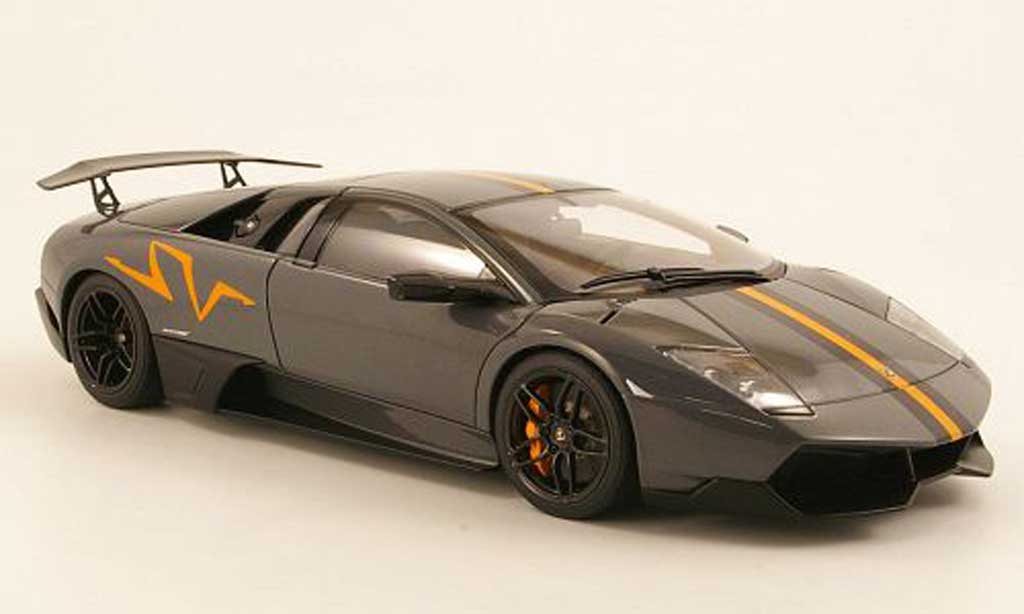 Lamborghini Murcielago LP640 1/18 Autoart LP640 SV grijs 2006 modelauto