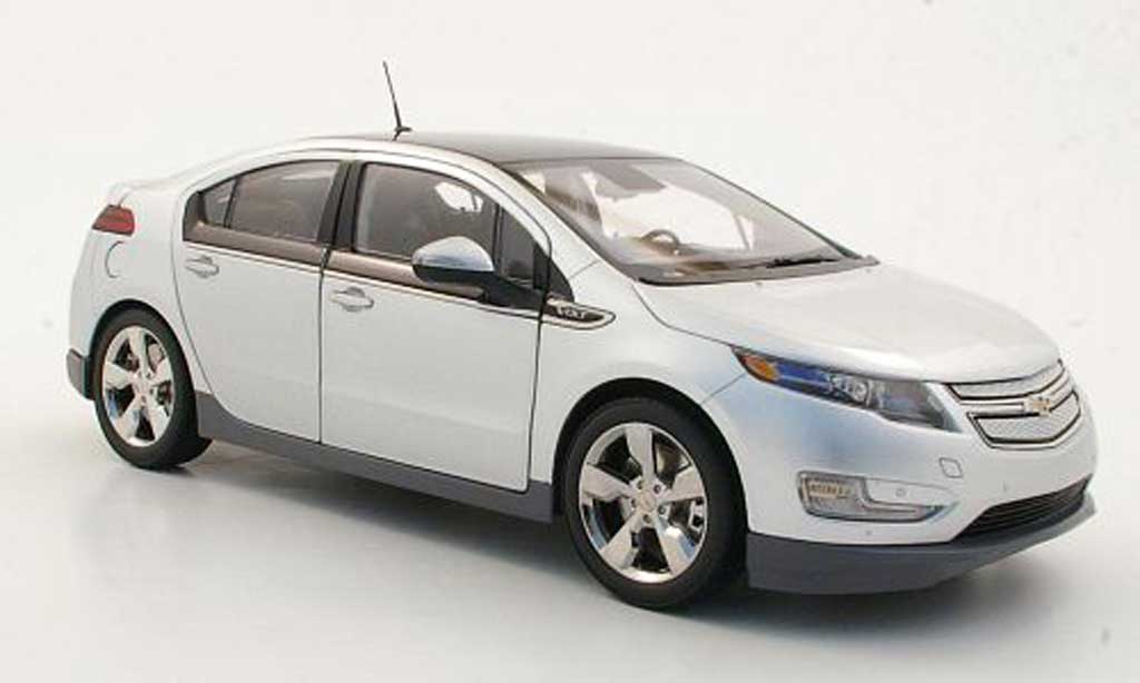 Chevrolet Volt 1/18 Kyosho grijs metallic modelauto