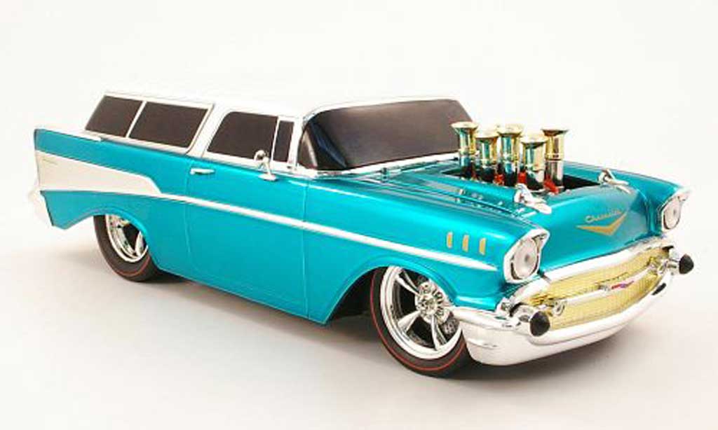 Chevrolet Nomad 1/18 M2 Machines turkis/beige 1957 modelauto