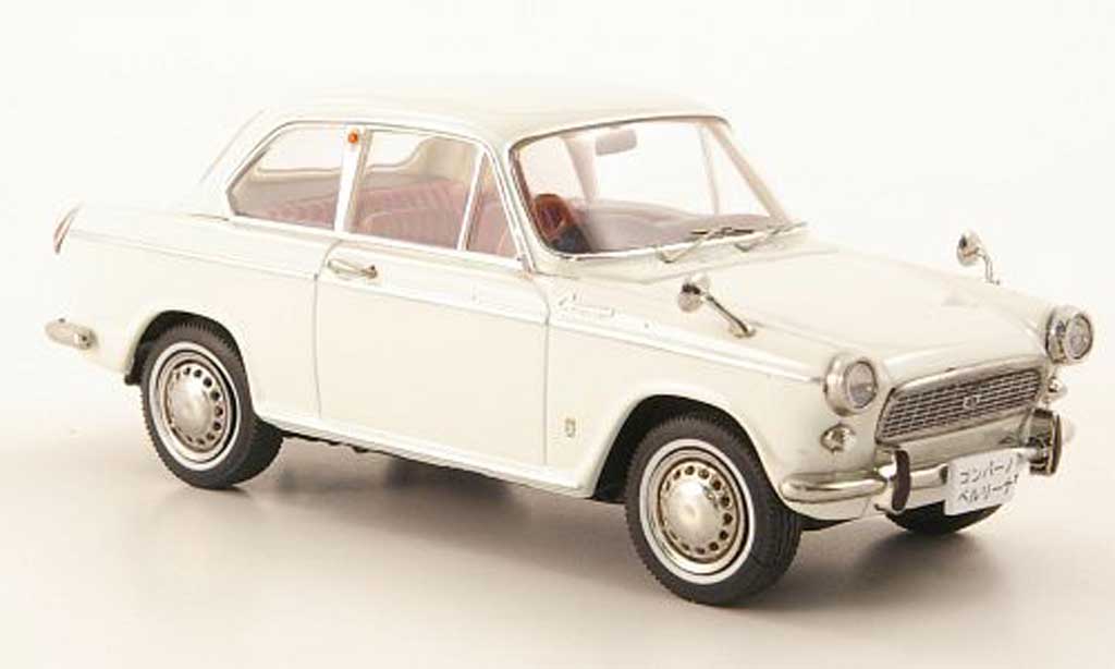 Daihatsu Compagno 1/43 Ebbro Berlina 800 wit modelauto