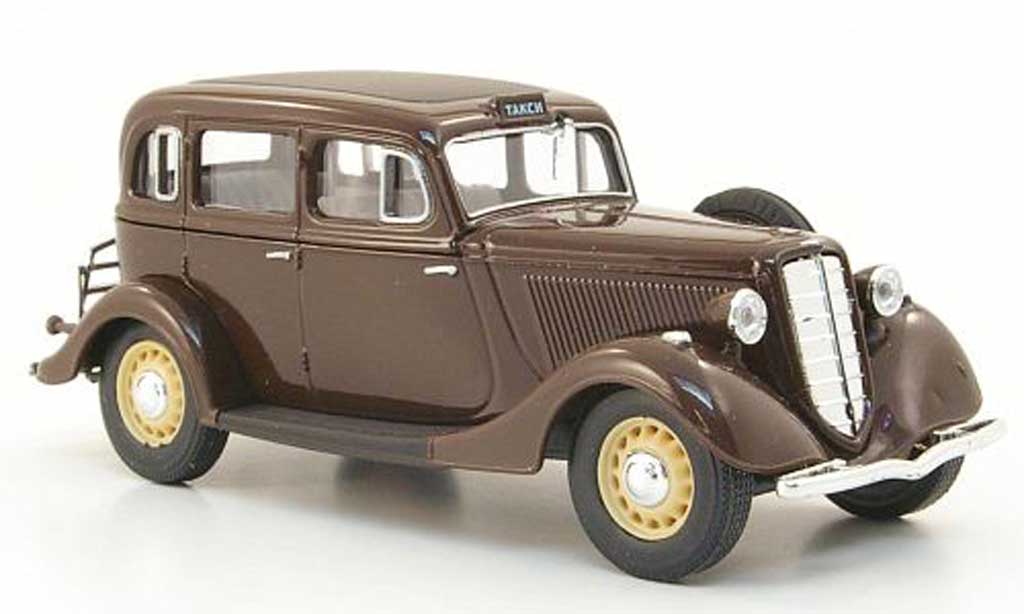 Gaz M1 Taxi 1/43 Nash Avtoprom Taxi bruin modelauto