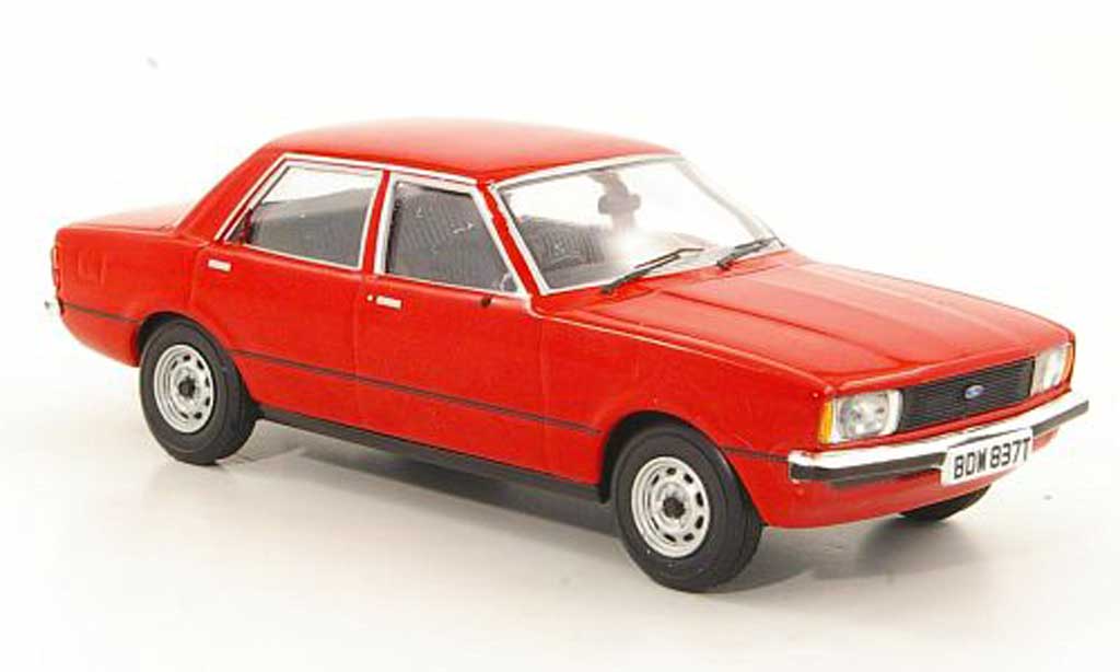 Ford Cortina 1/43 Vanguards MkIV 1.6L rood RHD modelauto