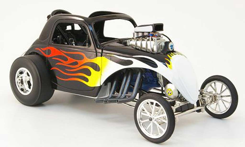 Fiat 500 1/18 GMP topolino zwart mit flammendekor modelauto