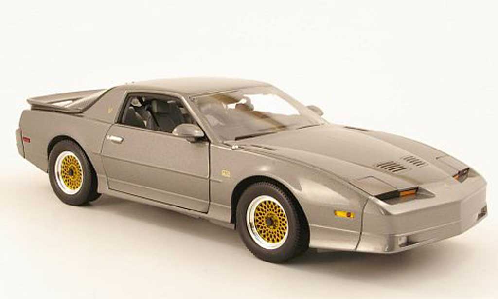 Pontiac Trans Am 1/18 Greenlight GTA grijs 1988 modelauto