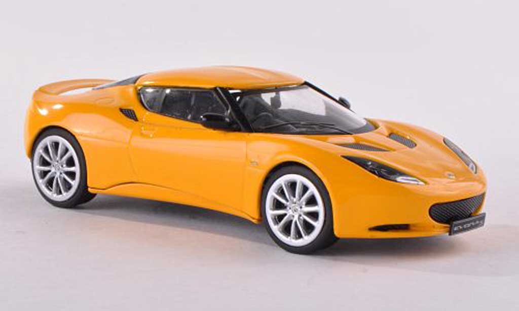 Lotus Evora S 1/18 Corgi S zwart-geel modelauto