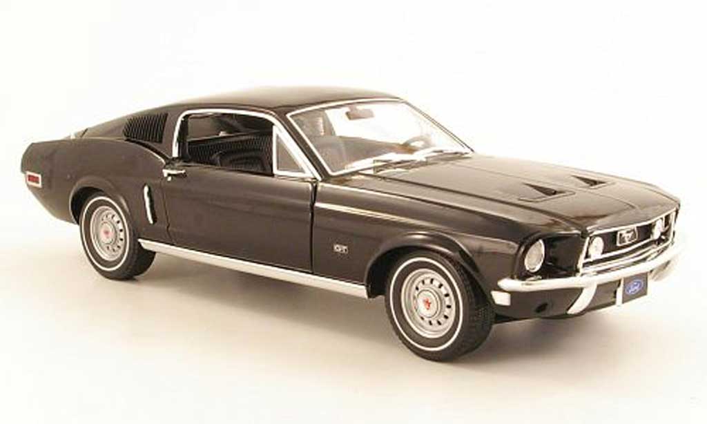 Ford Mustang 1968 1/18 Greenlight 1968 GT 2+2 Fastback zwart modelauto