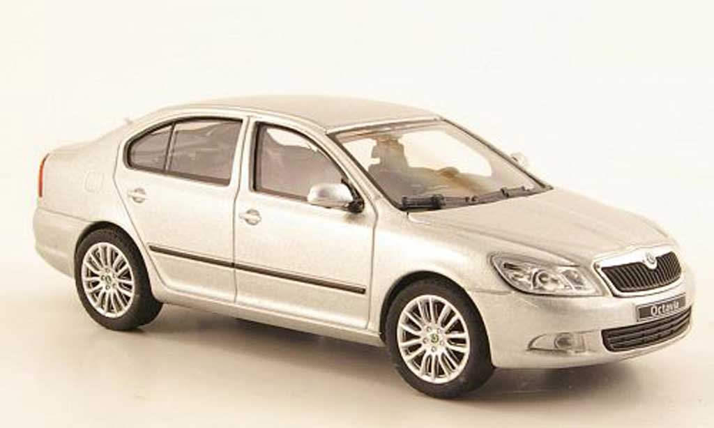 Skoda Octavia 1/43 Abrex grijs 2008 modelauto