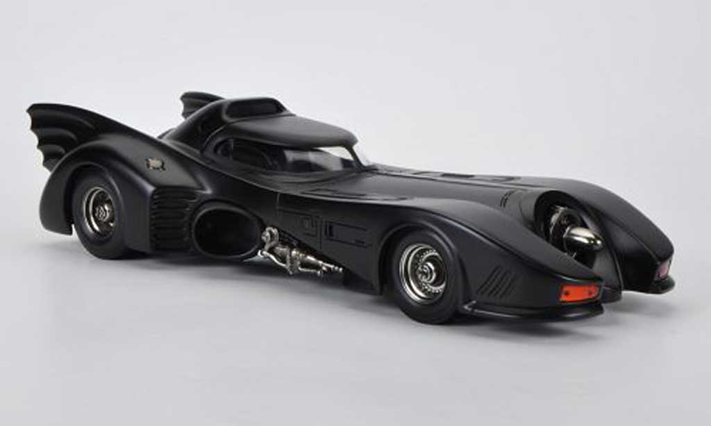 Batmobile 1989 1/18 Hot Wheels Batman Film version modelauto