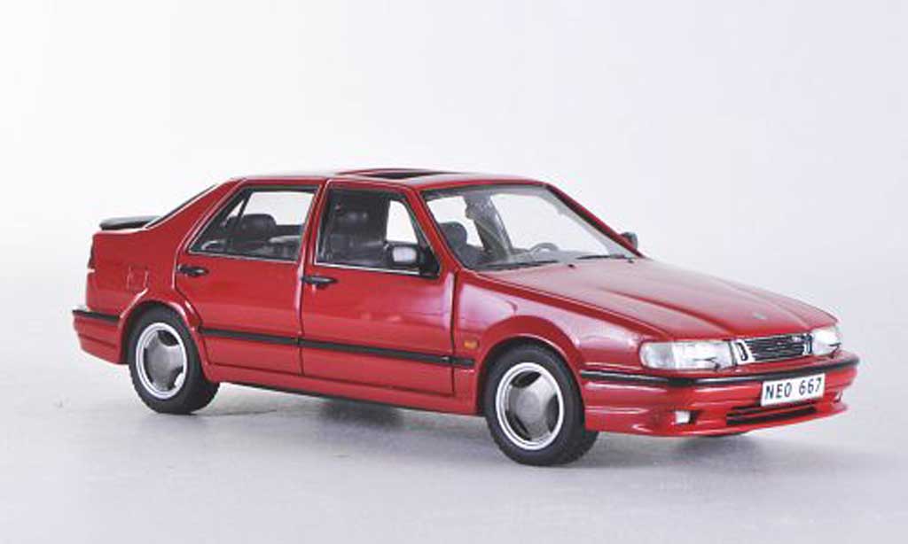 Saab 9000 CS 1/43 Neo CS Aero rood 1995 modelauto