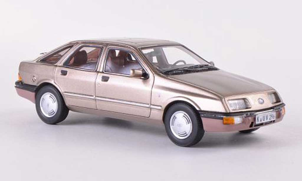Ford Sierra 1/43 Neo MkI Ghia beige 5-Turer 1982 modelauto