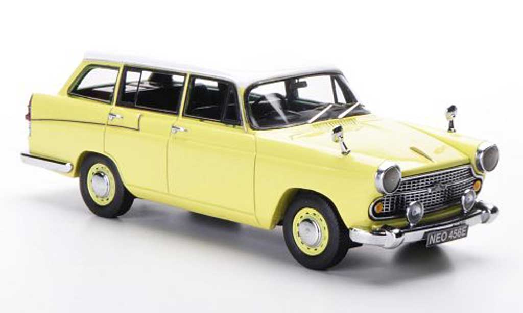 Austin Cambridge 1/43 Neo Traveller geel/wit RHD 1966 modelauto