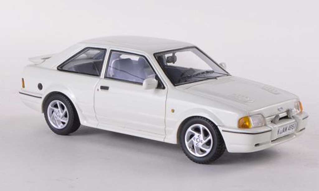 Ford Escort MK4 1/43 Neo MK4 Turbo wit 1986 modelauto