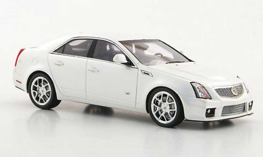 Cadillac CTS-V 1/43 Luxury Collectibles wit 2011 modelauto