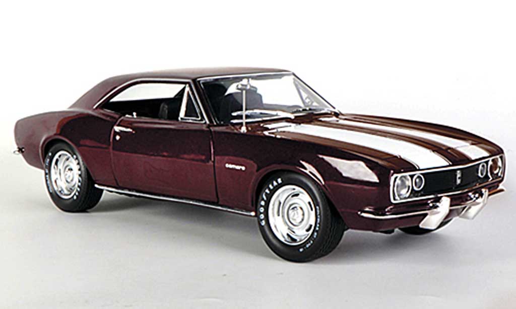 Chevrolet Camaro Z28 1/18 Ertl Z28 rood/wit 1967 modelauto