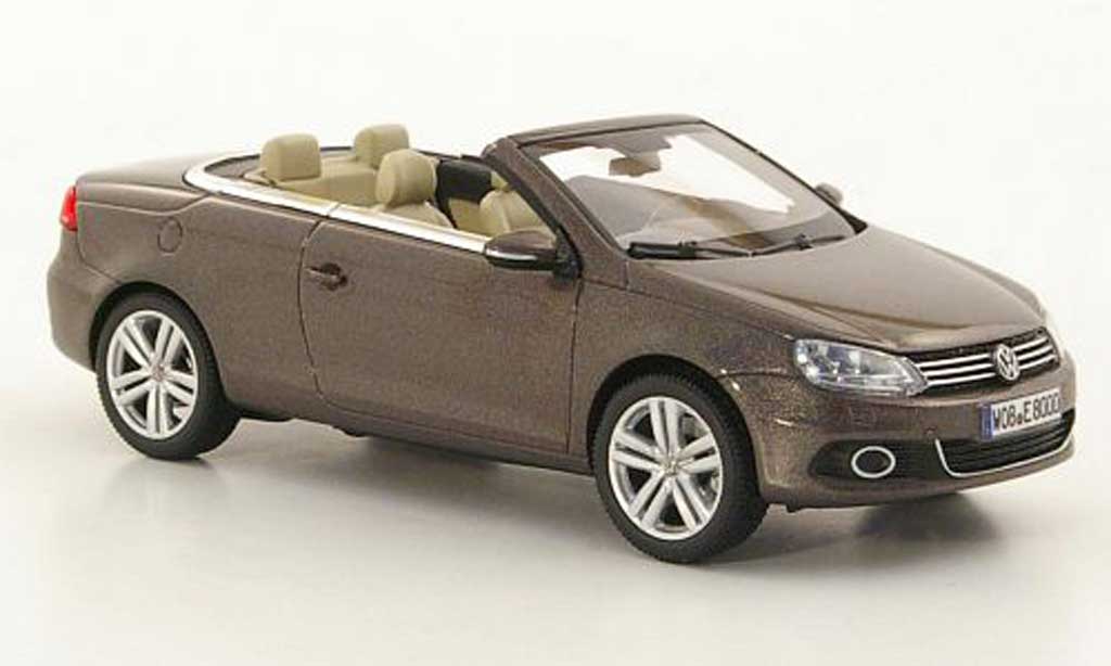 Volkswagen Eos 1/43 Kyosho bruin 2011 modelauto