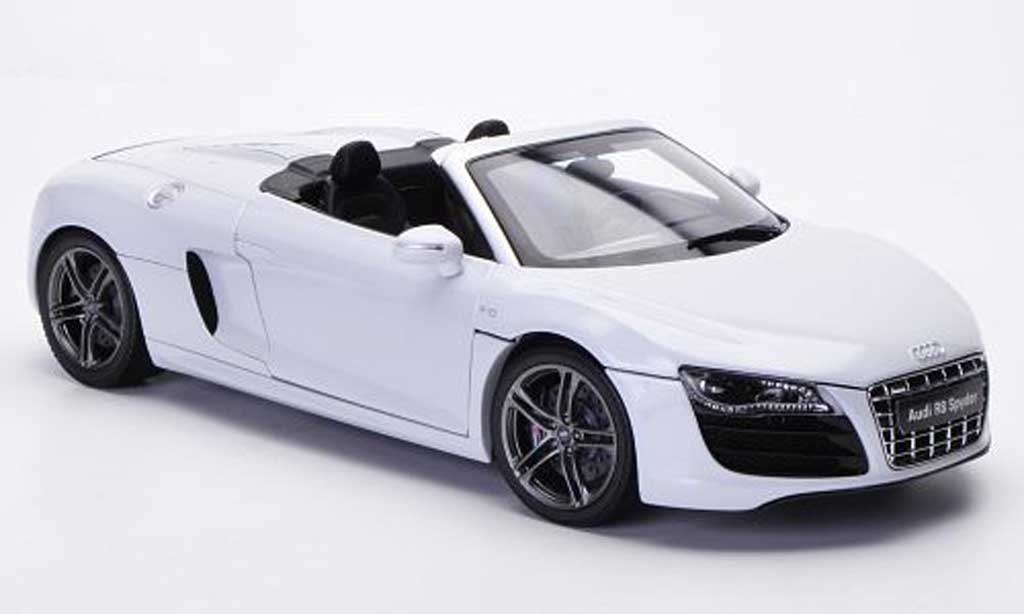 Audi R8 Spyder 1/18 Kyosho Spyder suzuka grijs modelauto