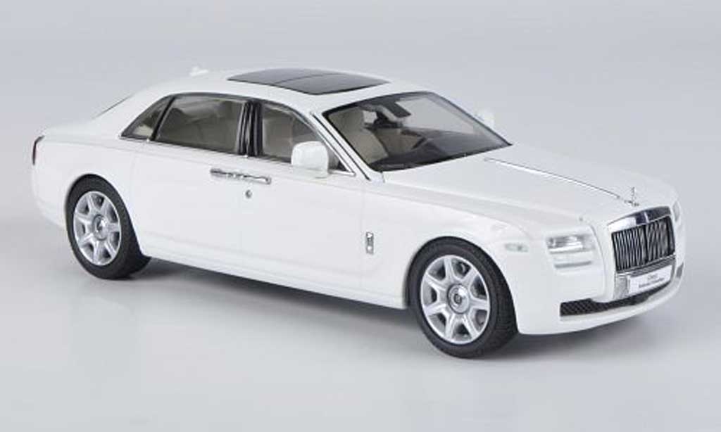 Rolls Royce Ghost EWB 1/43 Kyosho EWB wit LHD modelauto