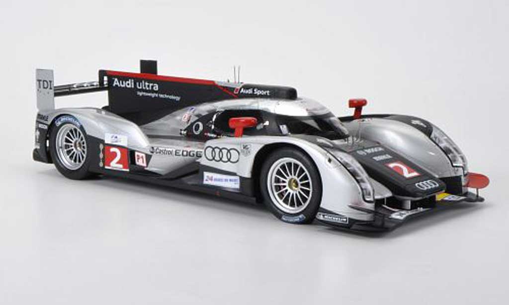Audi R18 2011 1/18 Spark 2011 TDI No.2 ultra 24h Le Mans M.Faessler/A.Lotterer/B.Treluyer modelauto
