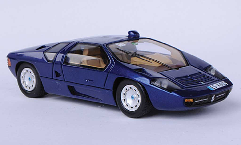 Isdera Imperator 1/43 Spark 108i blauw 1984 modelauto