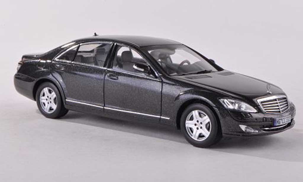 Mercedes W 221 1/43 Spark S classe zwart-grijs modelauto