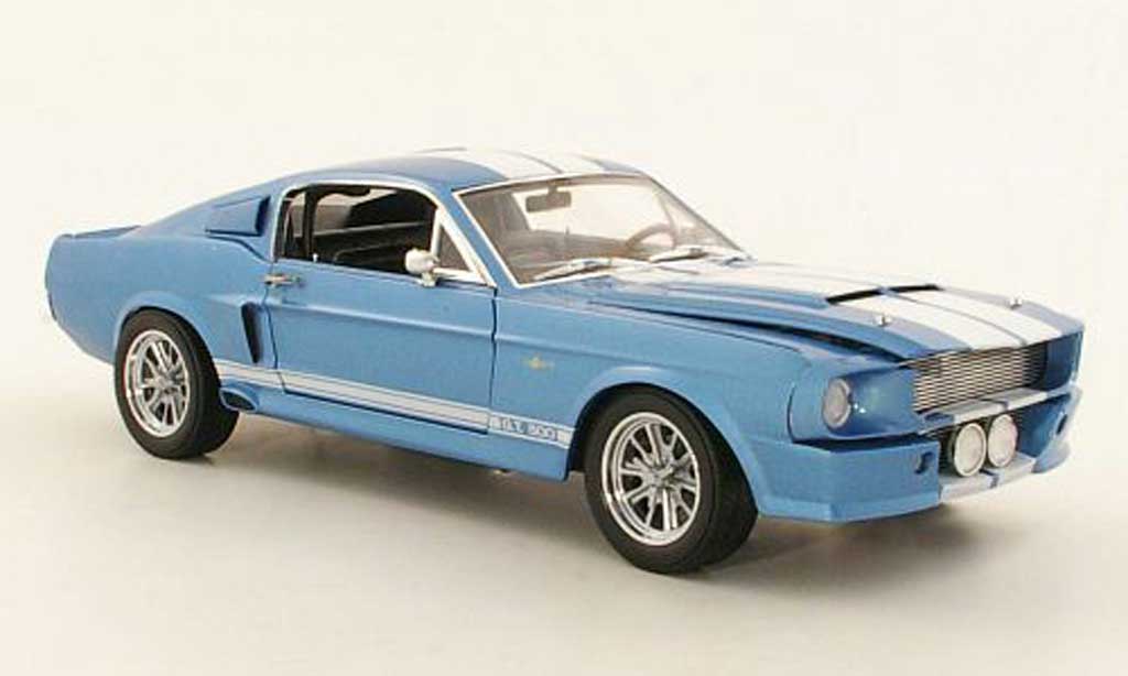 Shelby GT 500 1/18 Shelby Collectibles Super Snake blauw/wit 1967 modelauto