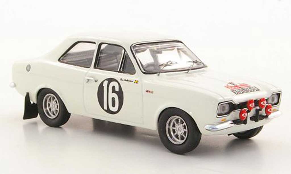 Ford Escort RS 1600 1/43 Trofeu RS 1600 TC No.16 O.Andersson / J.Davenport Rally San Remo 1968 modelauto