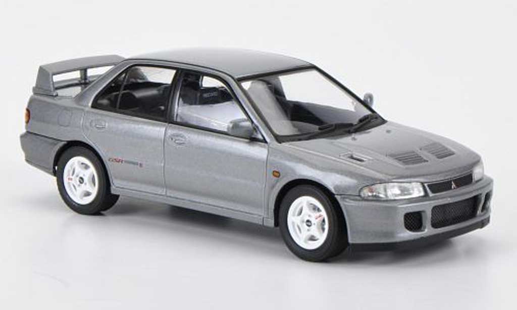Mitsubishi Lancer Evolution II 1/43 HPI Evolution II GSR grijs RHD 1994 modelauto