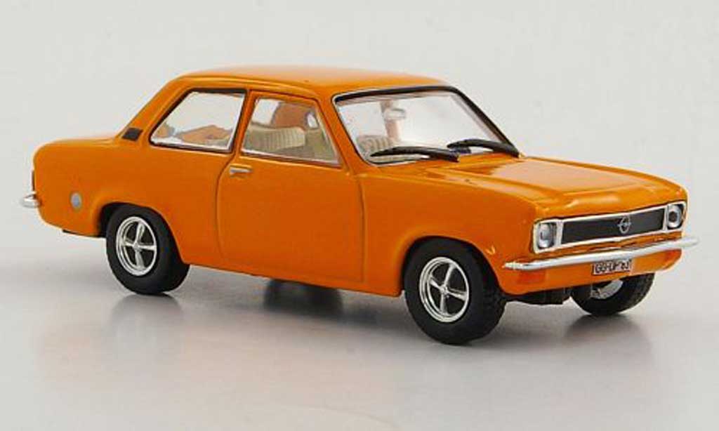 Opel Ascona A 1/43 Hachette A oranje 2-portes (ohne Magazin) 1970 modelauto