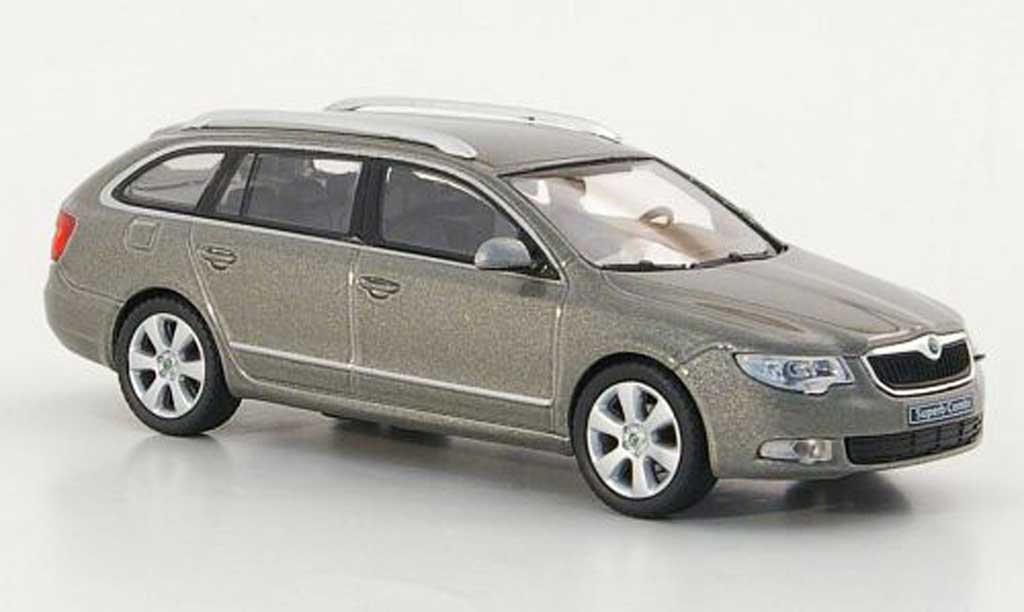 Skoda Superb 2009 1/43 Abrex 2009 II Combi grijsbeige modelauto