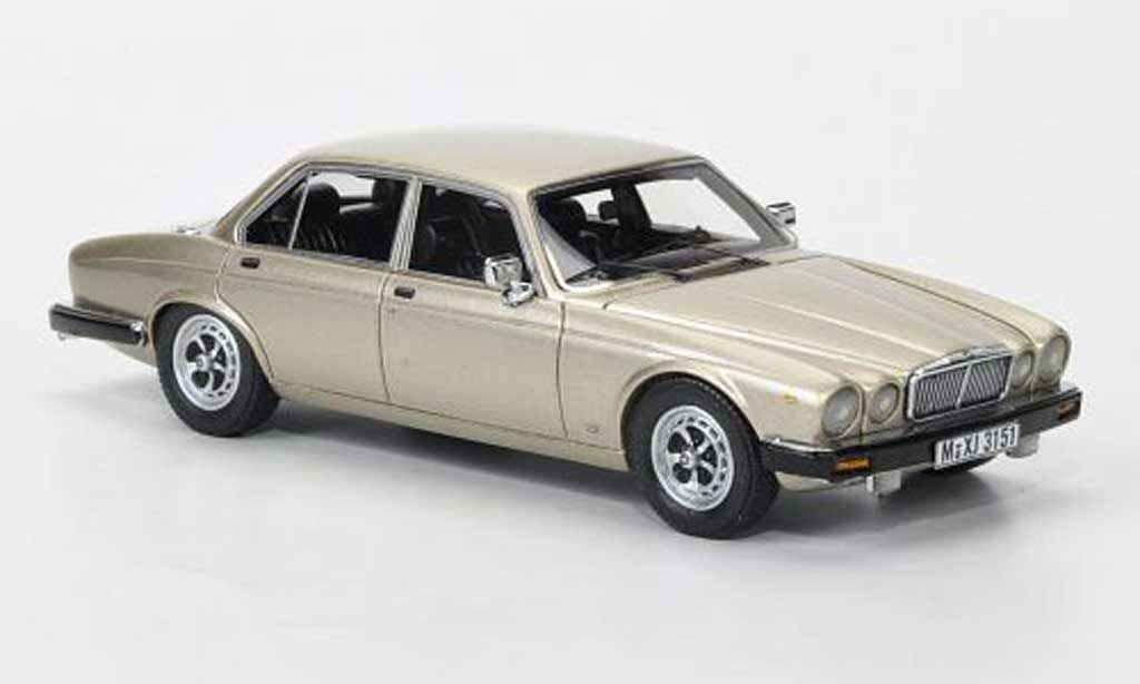 Jaguar XJ 1/43 Neo Series III beige LHD modelauto