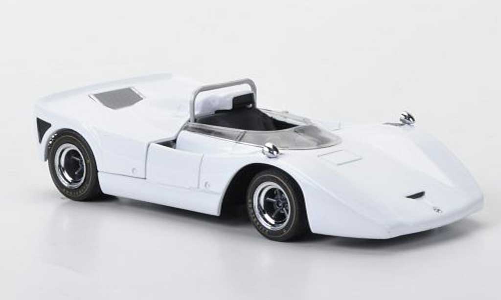 Nissan R383 1/43 Ebbro preservation model wit 1970 modelauto