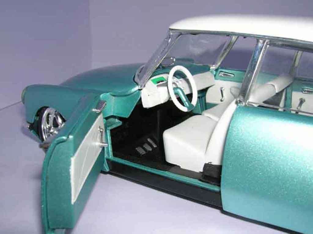 Citroen DS 19 sema show 1/18 Solido
