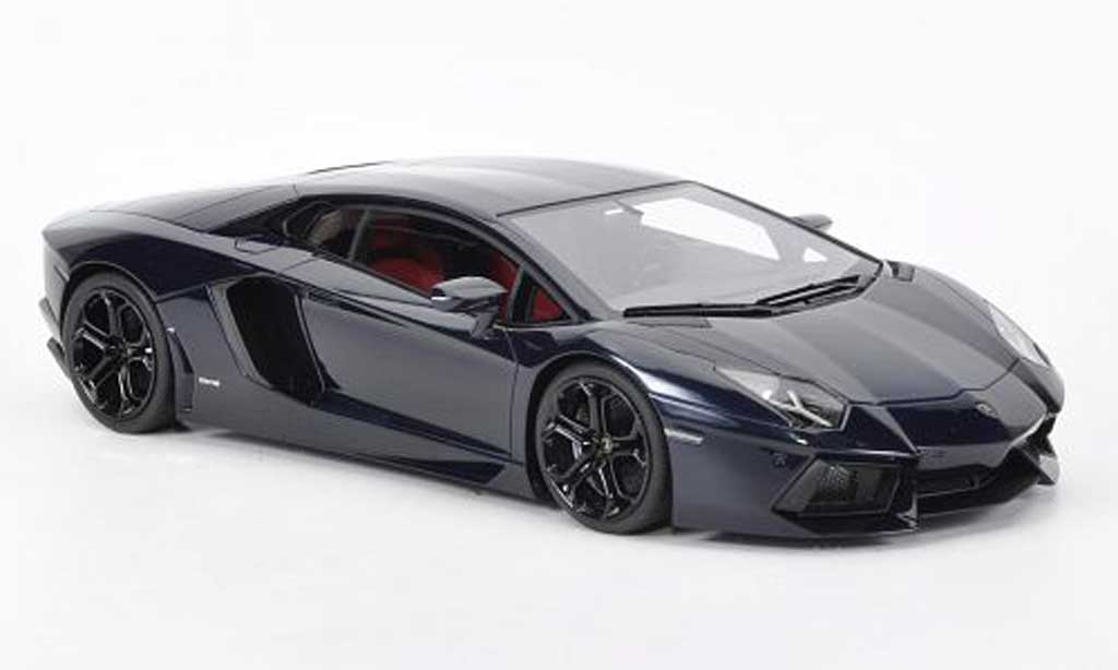 Lamborghini Aventador LP700-4 1/18 MR Collection LP700-4 blauw Hera 2011 modelauto