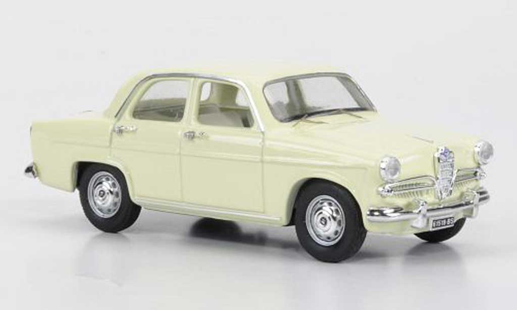Alfa Romeo Giulietta Ti 1/43 Rio Ti geel 1955 modelauto