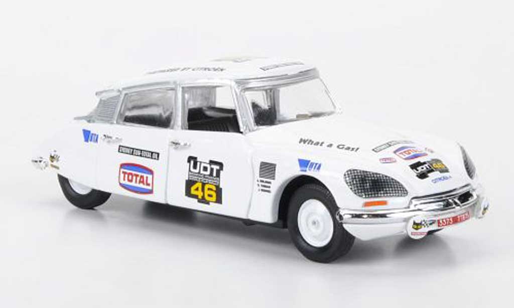 Citroen DS 23 1/43 Rio 23 No.46 Welinski/Tubman/Reddiex World Cup Rally 1974 modelauto